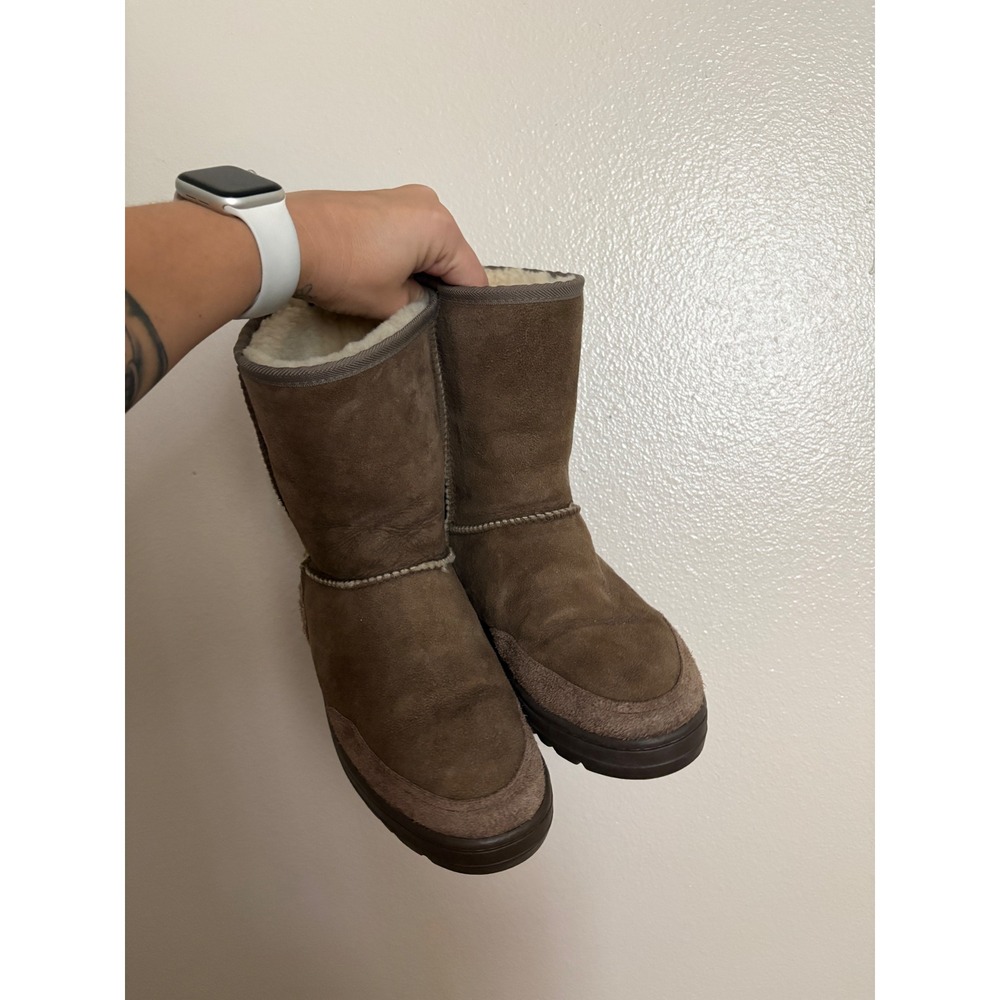 UGG Australia ultimate Short Womens Brown Suede Sheepskin Boots Size 7